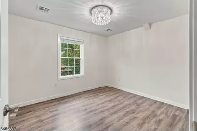 90 Hillside Ave, Springfield, NJ 07081 - Photo 29