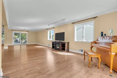 23 Evergreen Ave, Springfield, NJ 07081 - Photo 5