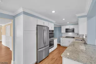 23 Evergreen Ave, Springfield, NJ 07081 - Photo 13