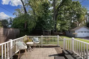 8 Franklin Pl, Montclair Twp., NJ 07042 - Photo 31