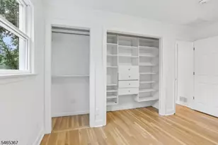 38 Billingsley Dr, Livingston, NJ 07039 - Photo 29