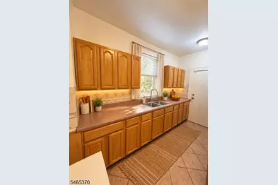 99 Vassar Ave #1st, Newark, NJ 07112 - Photo 11