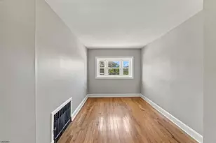 297 Lakeview Ave, Clifton, NJ 07011 - Photo 7