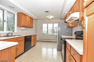 19 Dogwood Dr, Newton, NJ 07860 - Photo 9