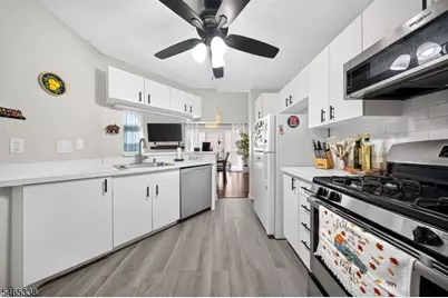 732 Edpas Rd, New Brunswick, NJ 08901 - Photo 23