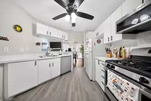 732 Edpas Rd, New Brunswick, NJ 08901 - Photo 23