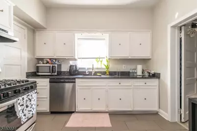 3009 Tremley Point Rd, Linden, NJ 07036 - Photo 17
