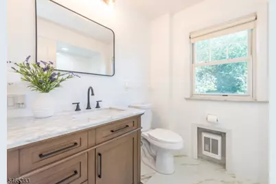 1118 Van Houten Ave, Clifton, NJ 07013 - Photo 15