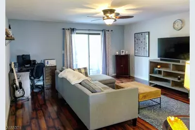 899 Merritt Dr #B1, Hillsborough Township, NJ 08844 - Photo 3