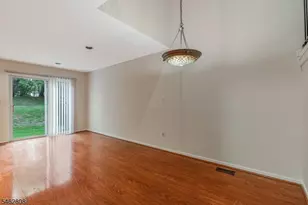 293 Greenfield Rd, Bridgewater, NJ 08807 - Photo 9