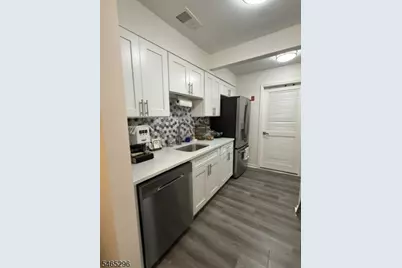 34 Loantaka Way U- #E, Madison, NJ 07940 - Photo 9