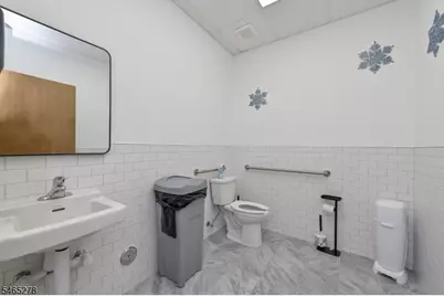 294 Orange St, Newark, NJ 07103 - Photo 11