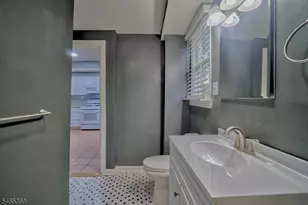 47 Court St, Flemington, NJ 08822 - Photo 25