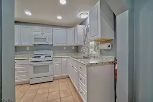 47 Court St, Flemington, NJ 08822 - Photo 5