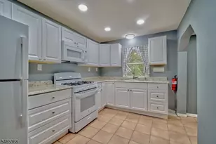 47 Court St, Flemington, NJ 08822 - Photo 7