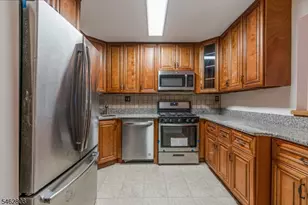 293 Greenfield Rd, Bridgewater, NJ 08807 - Photo 5