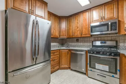 293 Greenfield Rd, Bridgewater, NJ 08807 - Photo 7