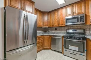 293 Greenfield Rd, Bridgewater, NJ 08807 - Photo 7