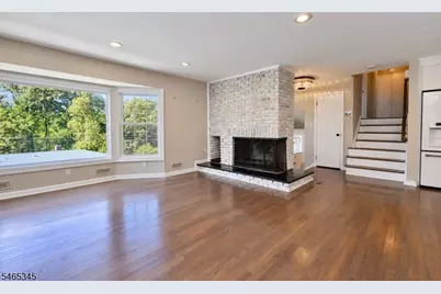 22 Mountainside Dr, Morris Township, NJ 07960 - Photo 5
