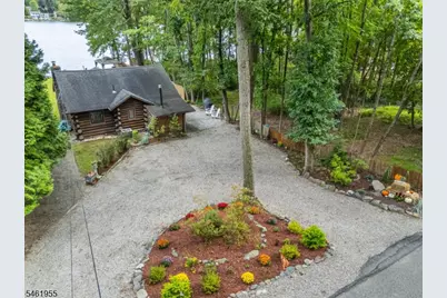 207 Bearfort Rd, West Milford, NJ 07480 - Photo 9