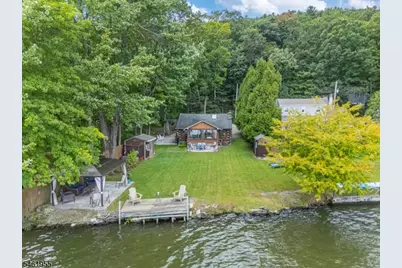 207 Bearfort Rd, West Milford, NJ 07480 - Photo 13