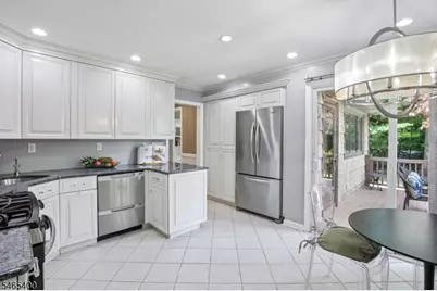 65 Springbrook Rd, Livingston, NJ 07039 - Photo 13
