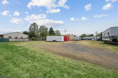 145 11th St, Piscataway Township, NJ 08854 - Photo 5