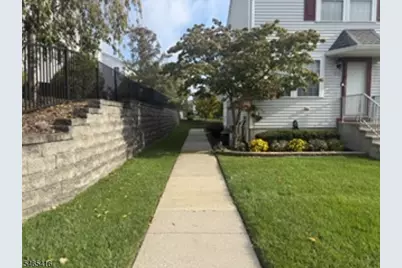 818 Belmont Dr #818, Independence Township, NJ 07840 - Photo 3