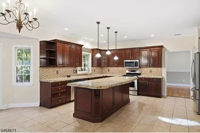 24 Taylor Ct, Parsippany, NJ 07054 - Photo 11