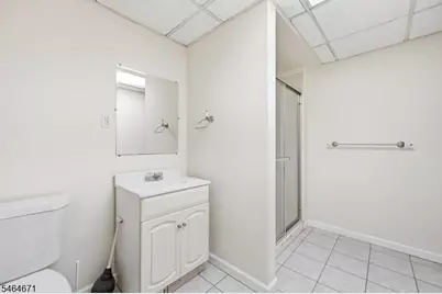 24 Taylor Ct, Parsippany, NJ 07054 - Photo 35