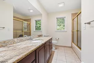 24 Taylor Ct, Parsippany, NJ 07054 - Photo 23