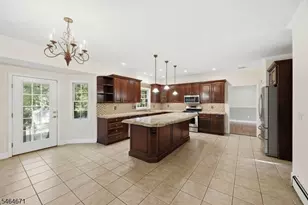 24 Taylor Ct, Parsippany, NJ 07054 - Photo 15