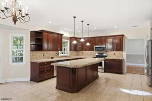 24 Taylor Ct, Parsippany, NJ 07054 - Photo 13