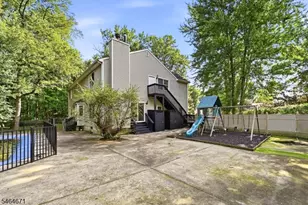 24 Taylor Ct, Parsippany, NJ 07054 - Photo 39