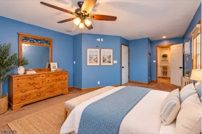 126 Hillman Dr, Elmwood Park, NJ 07407 - Photo 17