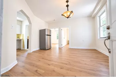 31 Blakely Pl, Garfield, NJ 07026 - Photo 5