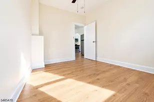 31 Blakely Pl, Garfield, NJ 07026 - Photo 11
