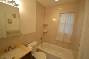 20 Long Hill Dr, Clifton, NJ 07013 - Photo 17