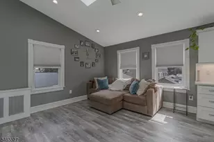 12 Essex Ave, Bernardsville, NJ 07924 - Photo 17