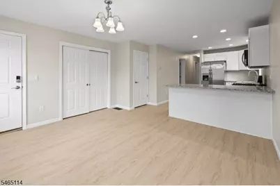 26 N Burnett St, East Orange, NJ 07017 - Photo 3