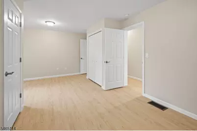 26 N Burnett St, East Orange, NJ 07017 - Photo 11