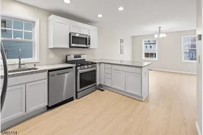 26 N Burnett St, East Orange, NJ 07017 - Photo 5