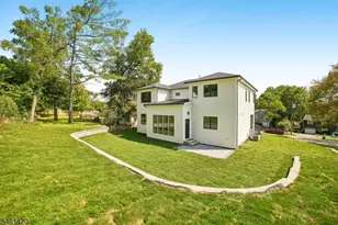 29 Spier Dr, Livingston, NJ 07039 - Photo 41