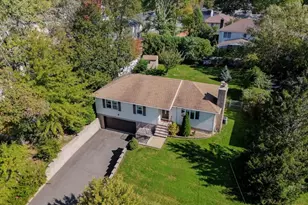 1 Longfellow Ln, Clark Township, NJ 07066 - Photo 47
