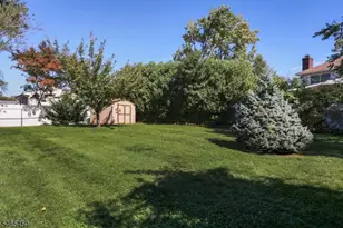 1 Longfellow Ln, Clark Township, NJ 07066 - Photo 41