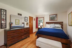 1 Longfellow Ln, Clark Township, NJ 07066 - Photo 23
