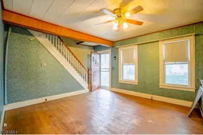 233 N Park St, East Orange, NJ 07017 - Photo 7