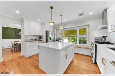 7 Fawn Dr, Montville Township, NJ 07045 - Photo 5