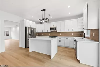 807 Dennis Pl, Linden, NJ 07036 - Photo 7