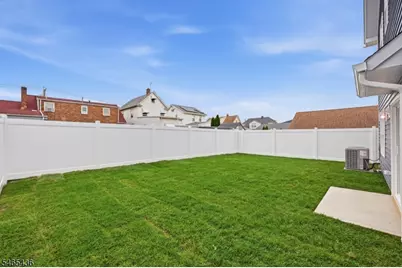 807 Dennis Pl, Linden, NJ 07036 - Photo 35